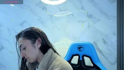 Maily online show from 04.21.26