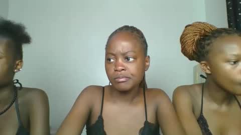 Snapshot of maira_luv1 chatting on 01.07.26 maira luv1 online show from 01.07.26