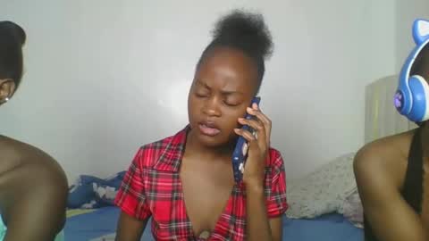 Snapshot of maira_luv1 chatting on 01.14.26 maira luv1 online show from 01.14.26