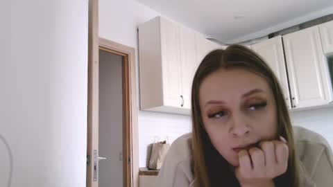 Snapshot of mairytriss chatting on 07.03.26 Alice online show from 07.03.26