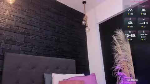 maite_smith69 online show from 10.11.25