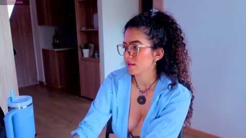   Lauu online show from 04.27.26