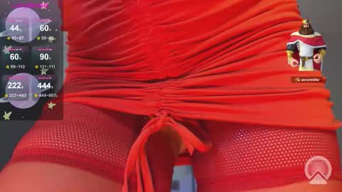 Snapshot of majestic_madam chatting on 02.12.26 majestic_madam online show from 02.12.26