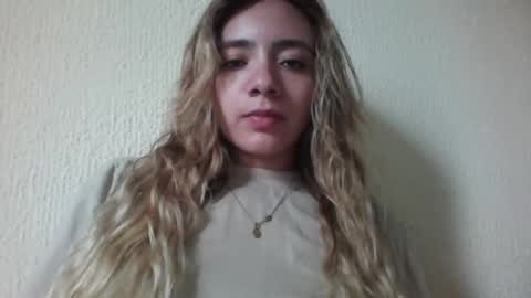 Snapshot of majo_gomezz chatting on 02.19.26 majo_gomezz online show from 02.19.26