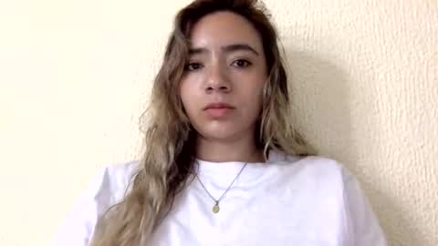 majo_gomezz online show from 03.25.26