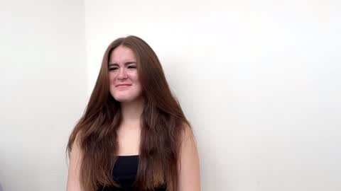 Snapshot of majoriepenta chatting on 07.18.26 Maryana online show from 07.18.26