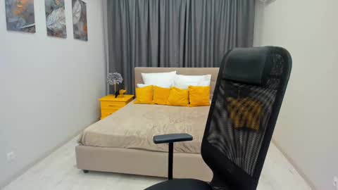 Chloe online show from 02.26.25