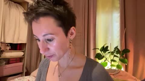 Snapshot of makesquirtt chatting on 11.15.25 Follow please and enjoy online show from 11.15.25