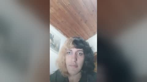 Snapshot of makimorningstar chatting on 03.12.26 makimorningstar online show from 03.12.26