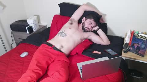 Snapshot of mako4eva chatting on 12.16.25 mako4eva online show from 12.16.25