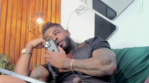 Makonnen online show from 02.12.25