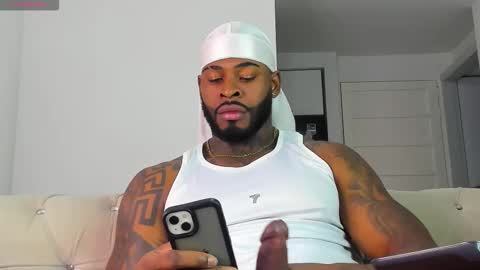 Makonnen online show from 01.08.26