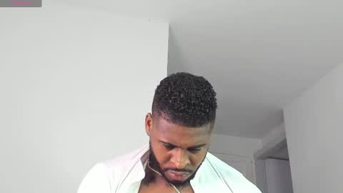 Snapshot of makonneen chatting on 06.11.26 Makonnen online show from 06.11.26