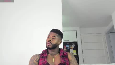 Snapshot of makonneen chatting on 06.30.26 Makonnen online show from 06.30.26