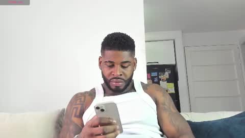 Snapshot of makonneen chatting on 07.02.26 Makonnen online show from 07.02.26
