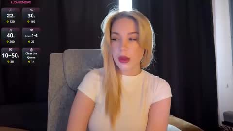 Snapshot of maksisisia chatting on 02.24.26 maksisisia online show from 02.24.26