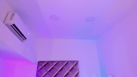 Snapshot of malaia_hills chatting on 12.14.24 Call Me Mala online show from 12.14.24