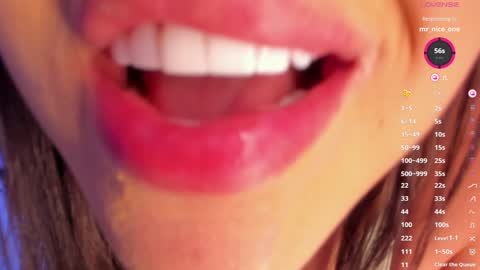 Snapshot of malaia_hills chatting on 01.09.25 Call Me Mala online show from 01.09.25