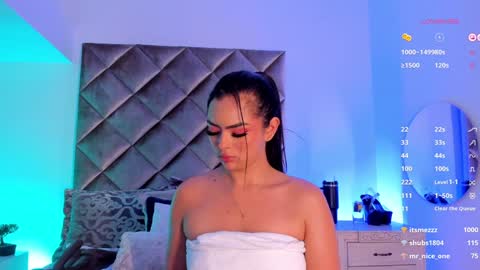 Snapshot of malaia_hills chatting on 01.18.25 Call Me Mala online show from 01.18.25