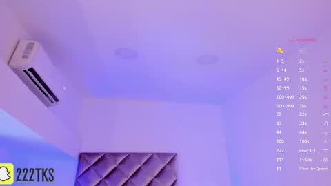 Snapshot of malaia_hills chatting on 02.26.25 Call Me Mala online show from 02.26.25