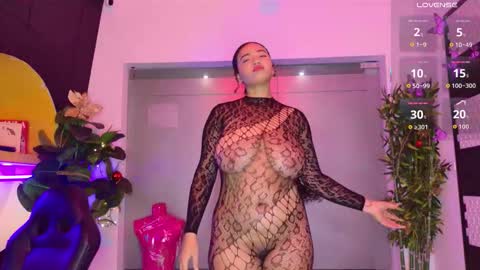   online show from 12.03.25