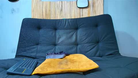 Snapshot of malcompierce chatting on 11.24.25 Malcom online show from 11.24.25