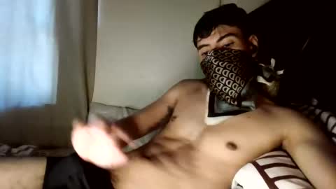 Snapshot of malekthick chatting on 05.28.26 malekthick online show from 05.28.26