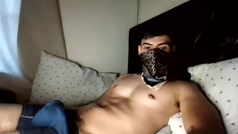 Snapshot of malekthick chatting on 06.04.26 malekthick online show from 06.04.26