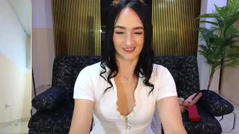 Snapshot of malen_fitnessmilf chatting on 02.13.26 malen_fitnessmilf online show from 02.13.26