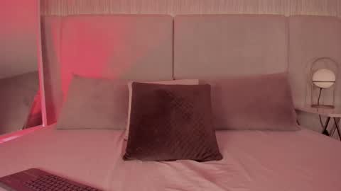 Malena Angel online show from 11.27.25