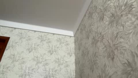 Snapshot of malinka_sweet19 chatting on 10.01.25 malinka_sweet19 online show from 10.01.25