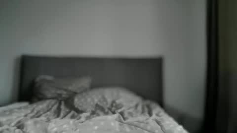 Snapshot of malinka_sweet19 chatting on 11.21.25 malinka_sweet19 online show from 11.21.25