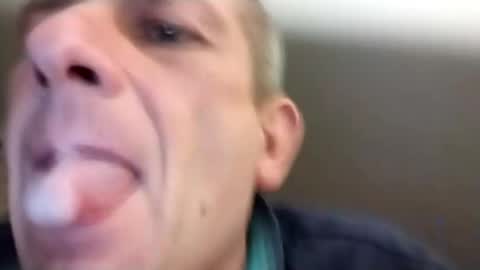 Snapshot of malinowy85 chatting on 11.15.25 malinowy85 online show from 11.15.25