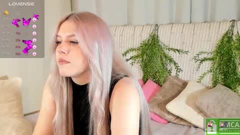 Masha online show from 11.19.25