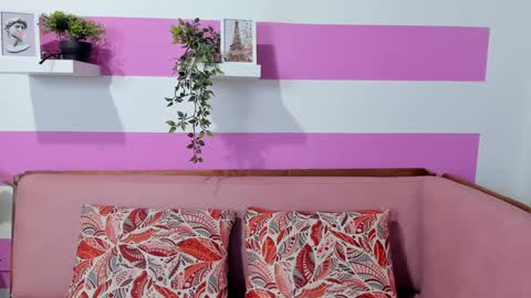 Snapshot of malka_burning chatting on 01.31.25 Malka online show from 01.31.25