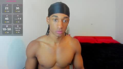 Snapshot of malkongarcia chatting on 11.06.25 malkongarcia online show from 11.06.25