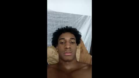 Snapshot of malkongarcia chatting on 12.18.25 malkongarcia online show from 12.18.25