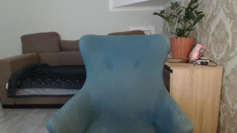 mallinia online show from 10.18.25