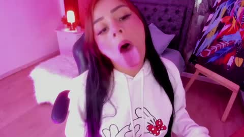Mallorie online show from 05.16.26