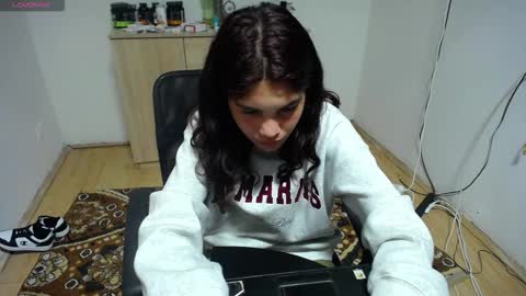 Snapshot of mallorymyers chatting on 09.17.25 mallorymyers online show from 09.17.25