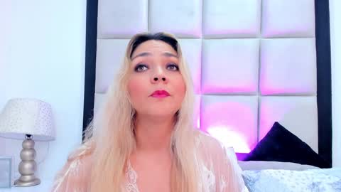 MalorySweet  online show from 12.29.24