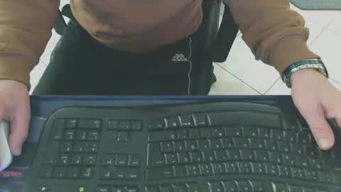 maly246 online show from 02.11.26