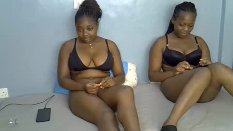 mama_pussie online show from 11.27.25