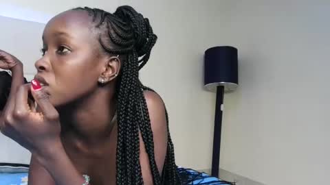 mamaa online show from 02.28.25