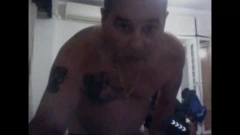 Snapshot of mamba_1977 chatting on 11.24.25 mamba_1977 online show from 11.24.25
