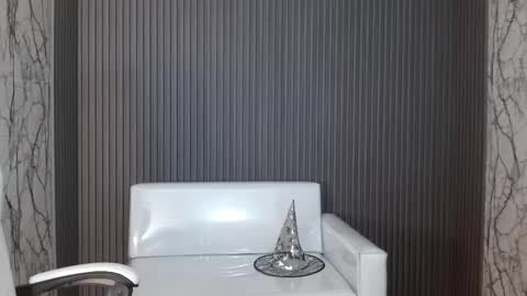 man_san11 online show from 10.10.25