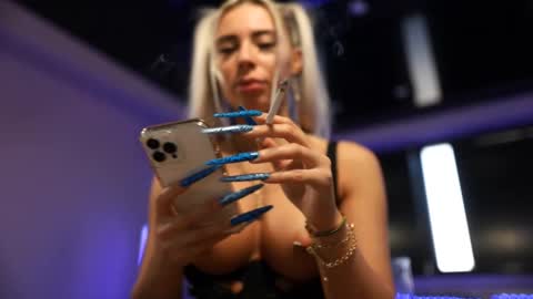 Snapshot of mandypeas chatting on 03.09.25 Anto Lovense is Active My pleasure is in your hands Private is Open online show from 03.09.25