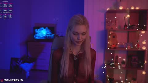 Snapshot of manifreyja chatting on 02.01.25 Amelie online show from 02.01.25