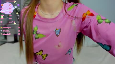 Snapshot of manita_misti chatting on 01.07.25 Manita online show from 01.07.25