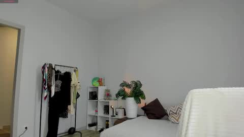 Snapshot of manita_misti chatting on 10.11.25 Manita online show from 10.11.25